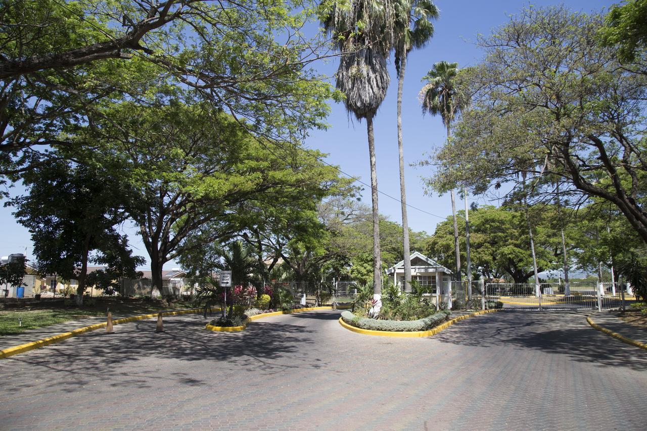 The Oasis I, Portmore Country Club Ngoại thất bức ảnh